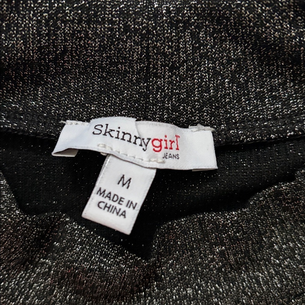 Skinnygirl Top Knit Metalic Mock Neck Short Sleeve Black Silver size Medium - Picture 6 of 11